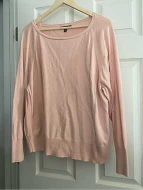 Banana Republic Pink Crewneck Sweater XL